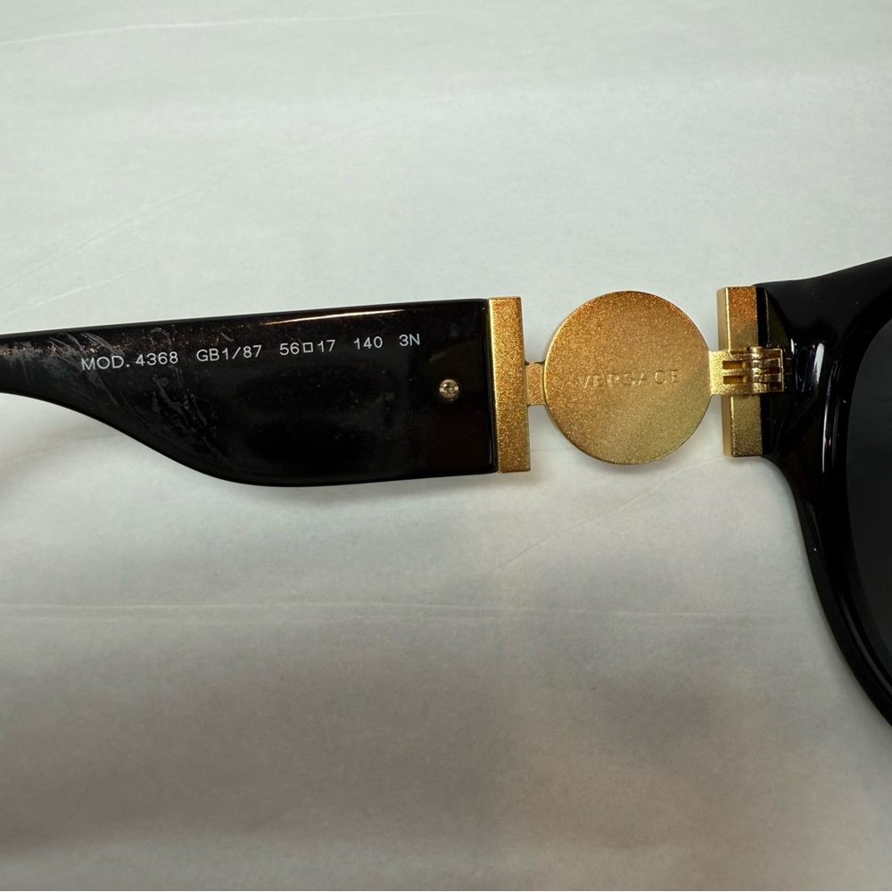 Versace Woman Sunglasses Black Frame, Dark Grey Lenses, 56MM *Authentic * - Picture 4 of 9